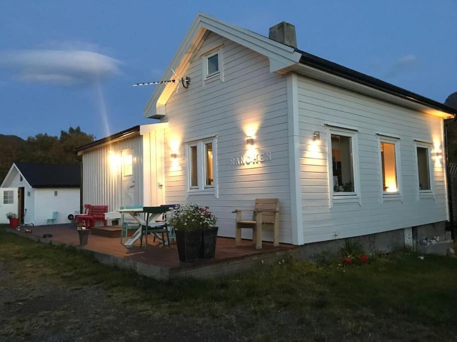Holiday home Bestemors Hus Ca 3mil Utenfor Sent *